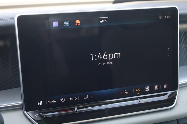 Volkswagen Tiguan Vehicle Image 14