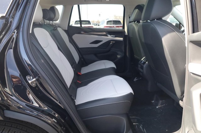 Volkswagen Tiguan Vehicle Image 19