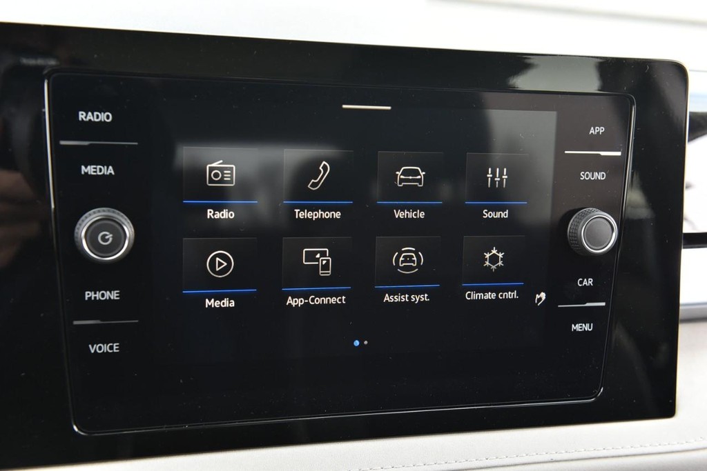 Volkswagen Taos Vehicle Full-screen Gallery Image 13