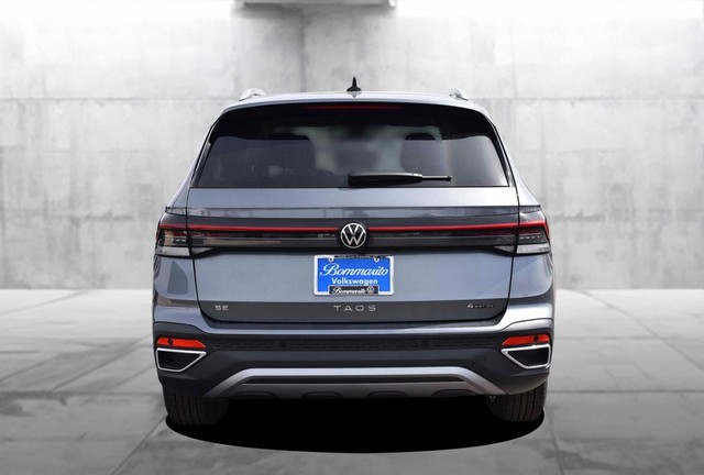 Volkswagen Taos Vehicle Image 06