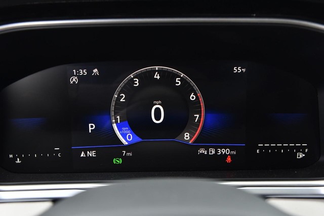 Volkswagen Taos Vehicle Image 11