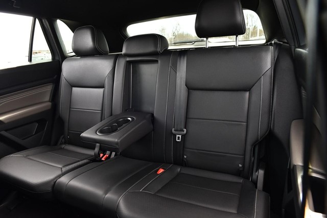 Volkswagen Atlas Cross Sport Vehicle Image 22