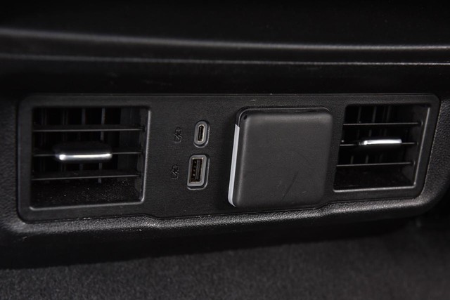 GMC Sierra 1500 Vehicle Image 22