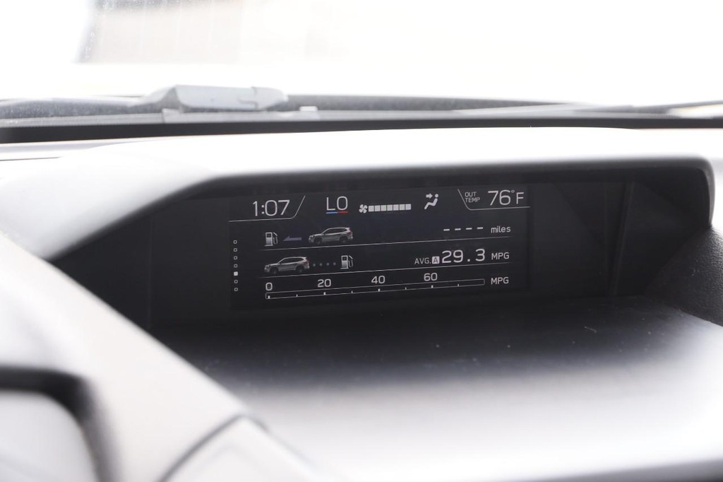 Subaru Forester Vehicle Full-screen Gallery Image 17