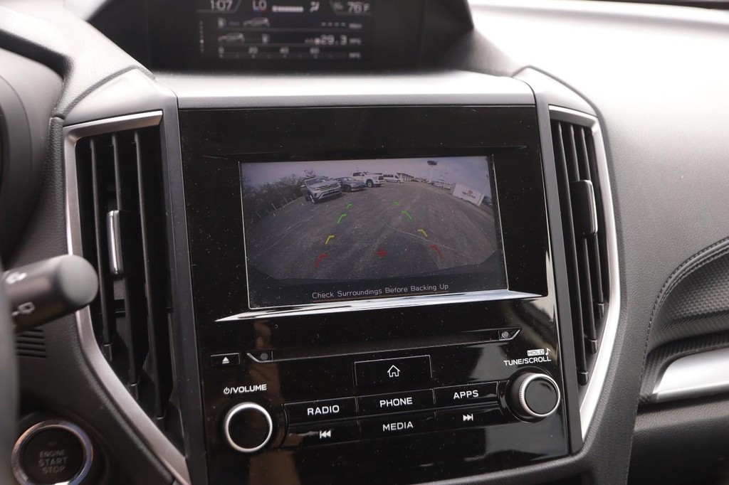 Subaru Forester Vehicle Full-screen Gallery Image 19