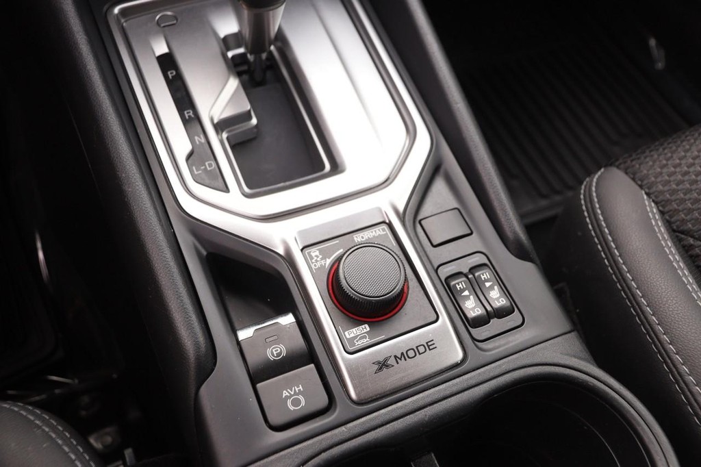 Subaru Forester Vehicle Full-screen Gallery Image 21