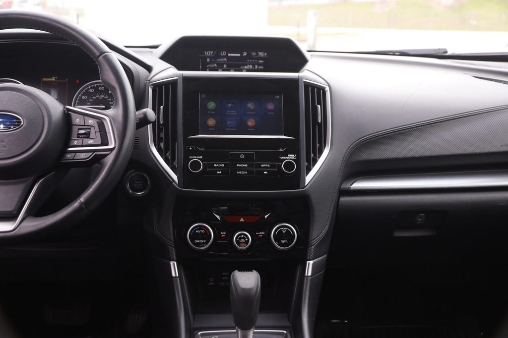 Subaru Forester Vehicle Full-screen Gallery Image 26