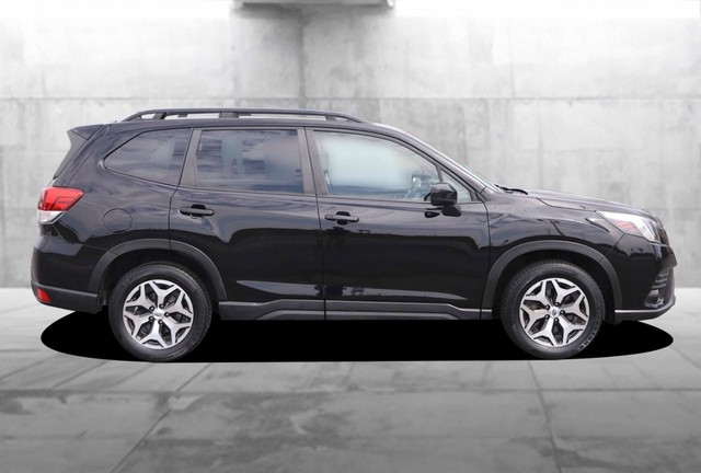 Subaru Forester Vehicle Image 05