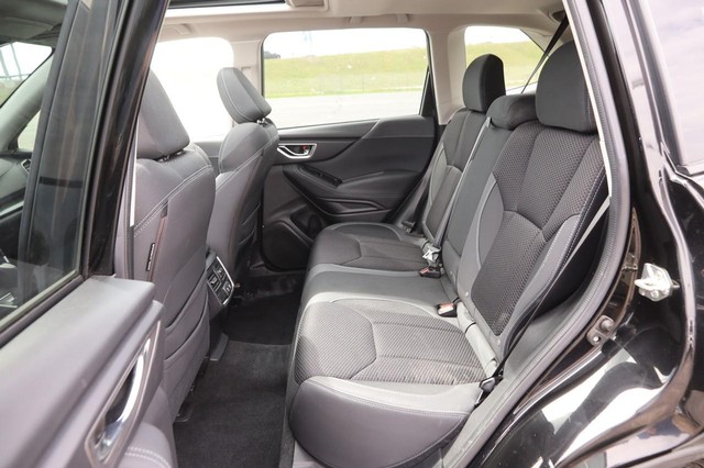 Subaru Forester Vehicle Image 11