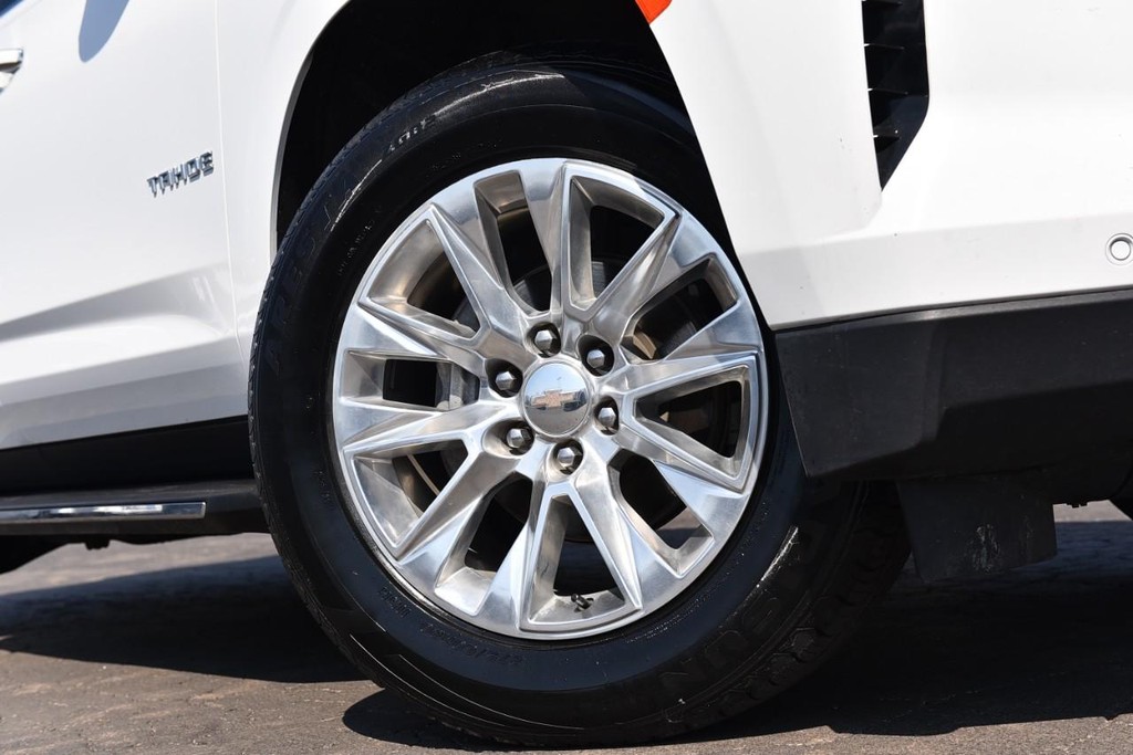 Chevrolet Tahoe Vehicle Full-screen Gallery Image 3