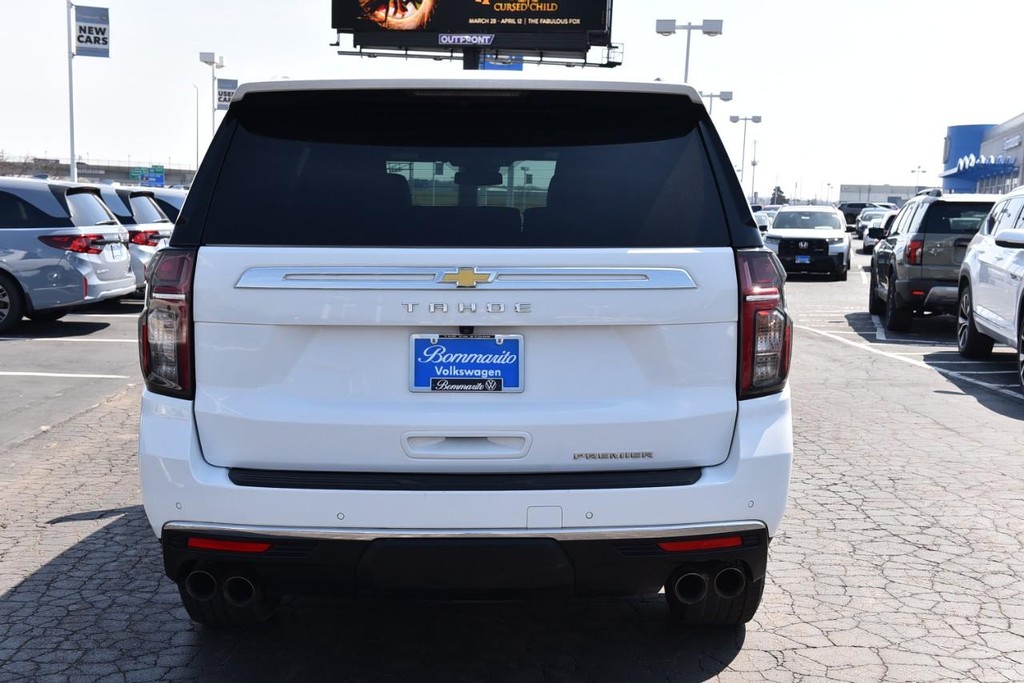 Chevrolet Tahoe Vehicle Full-screen Gallery Image 6