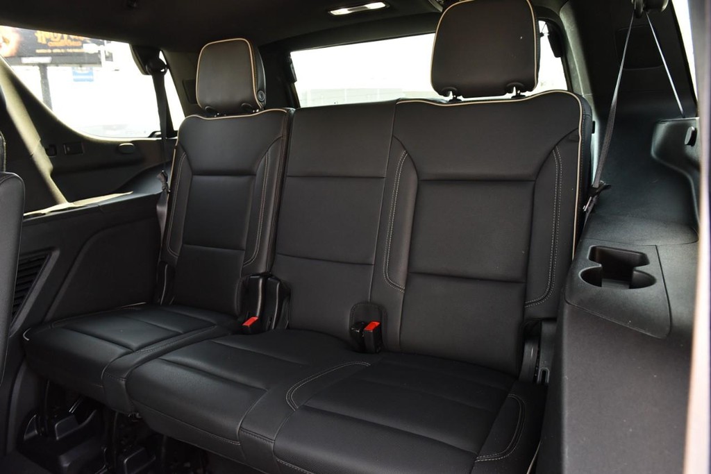 Chevrolet Tahoe Vehicle Full-screen Gallery Image 24