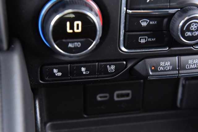 Chevrolet Tahoe Vehicle Image 17