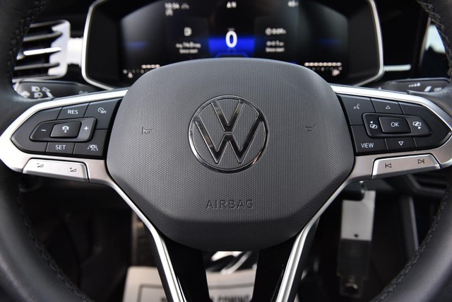 Volkswagen Jetta Vehicle Image 18