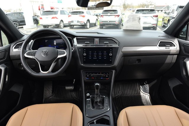 Volkswagen Tiguan Vehicle Image 07