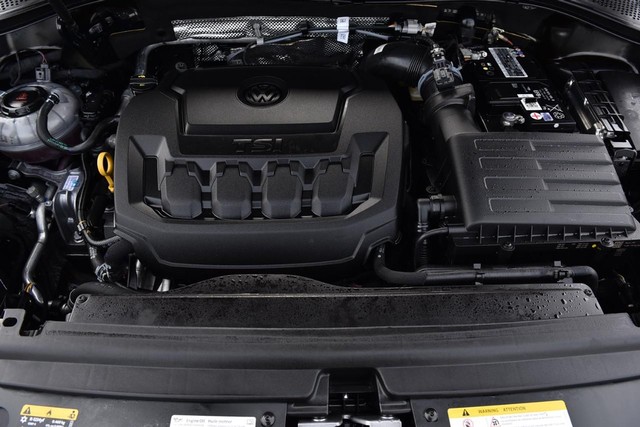 Volkswagen Tiguan Vehicle Image 26