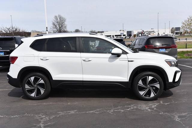 Volkswagen Taos Vehicle Image 05