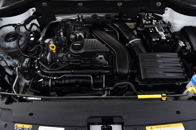 Volkswagen Taos Vehicle Image 25