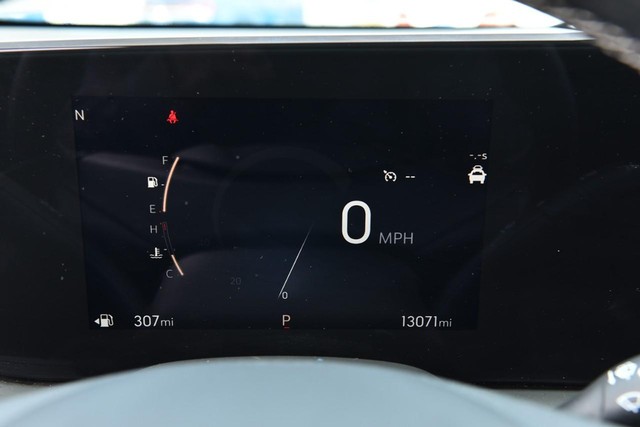 Buick Encore GX Vehicle Image 11