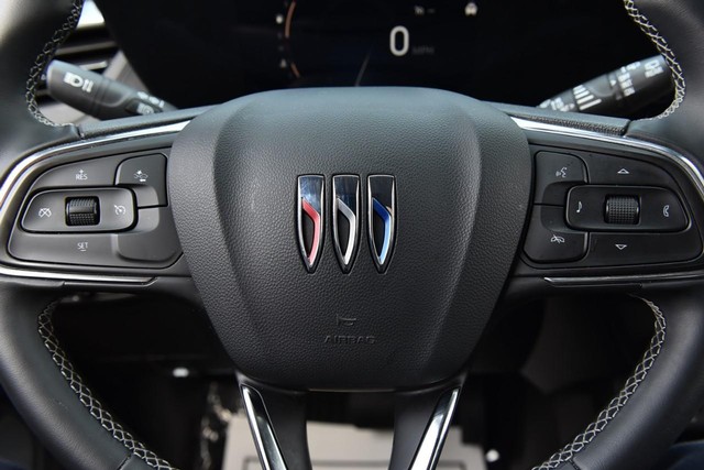 Buick Encore GX Vehicle Image 18