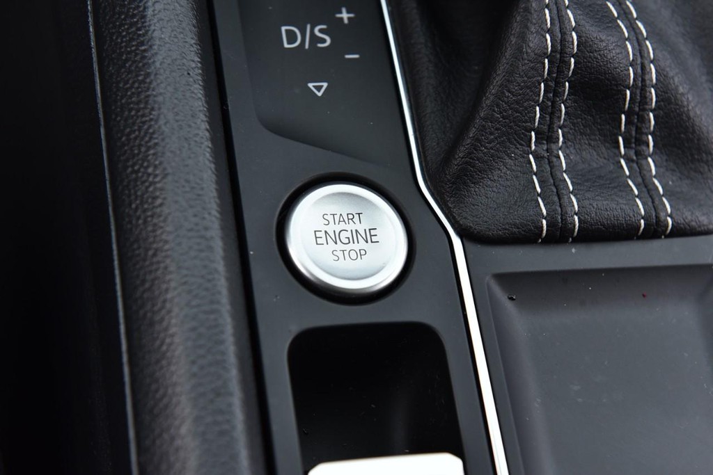 Volkswagen Atlas Vehicle Full-screen Gallery Image 17