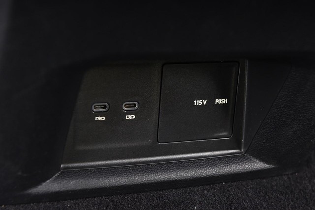 Volkswagen Atlas Vehicle Image 24