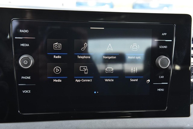 Volkswagen Jetta Vehicle Image 14