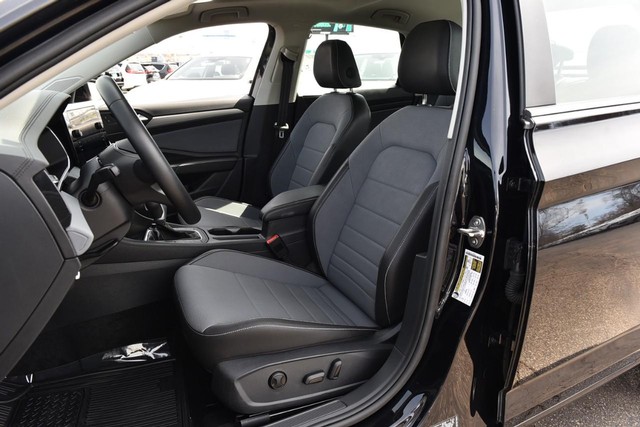 Volkswagen Jetta Vehicle Image 20