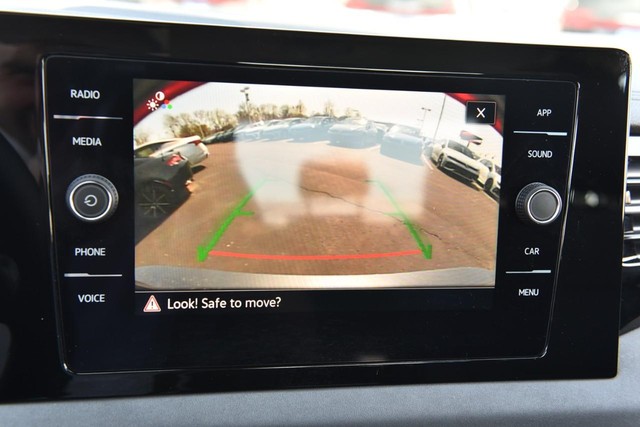 Volkswagen Jetta Vehicle Image 13