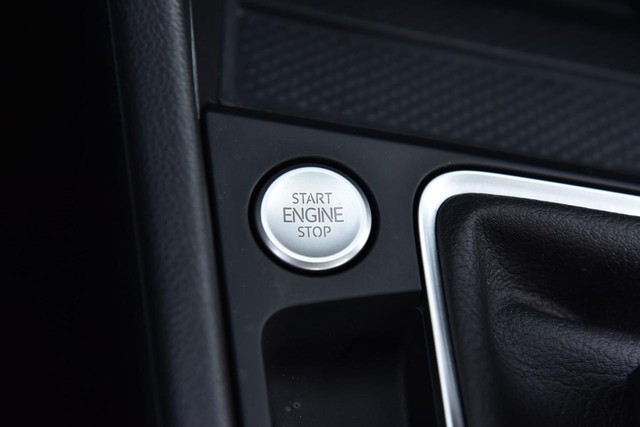 Volkswagen Jetta Vehicle Image 17