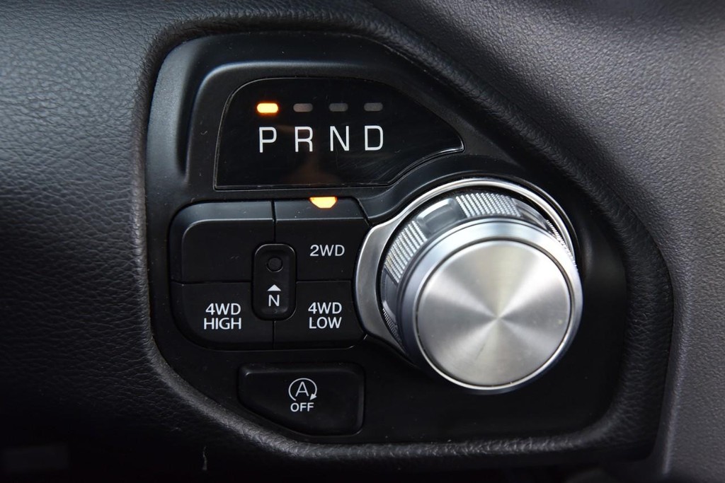 Ram 1500 Vehicle Full-screen Gallery Image 20