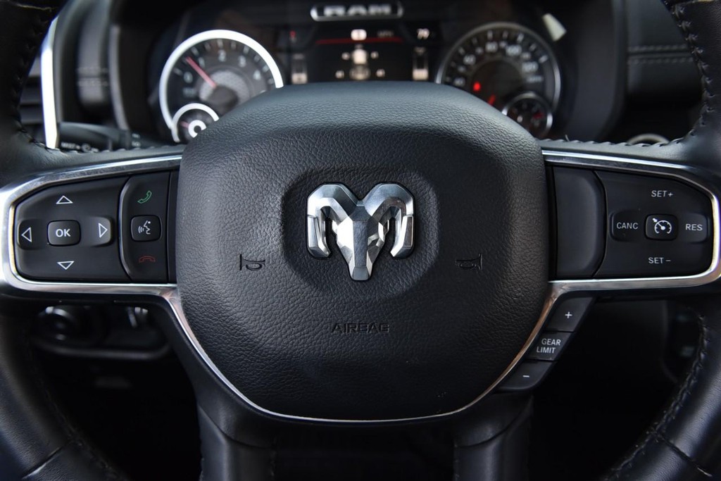 Ram 1500 Vehicle Full-screen Gallery Image 22