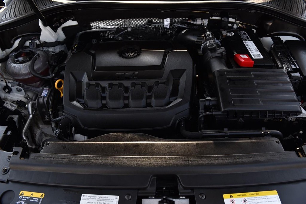 Volkswagen Tiguan Vehicle Full-screen Gallery Image 26