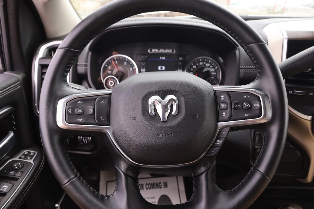 Ram 2500 Vehicle Full-screen Gallery Image 10