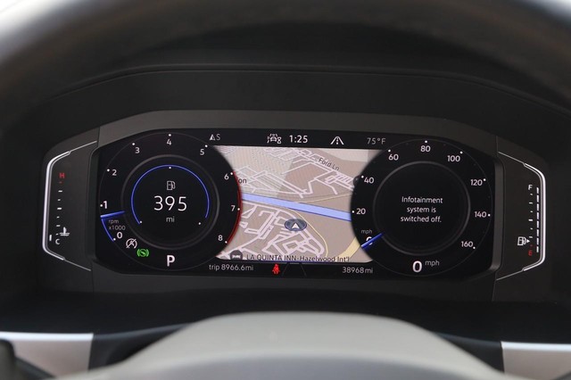 Volkswagen Atlas Cross Sport Vehicle Image 16