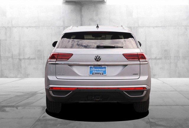Volkswagen Atlas Cross Sport Vehicle Image 06