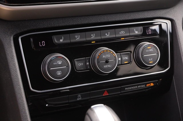 Volkswagen Atlas Cross Sport Vehicle Image 20
