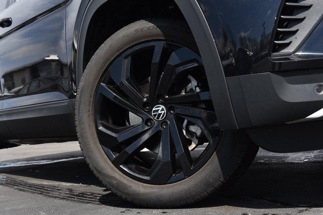 Volkswagen Atlas Vehicle Image 03