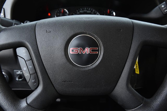 GMC Savana Cargo Van Vehicle Image 14