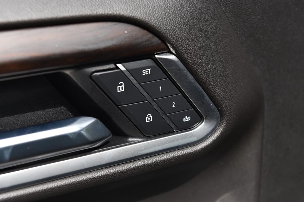 GMC Sierra 1500 Vehicle Full-screen Gallery Image 10