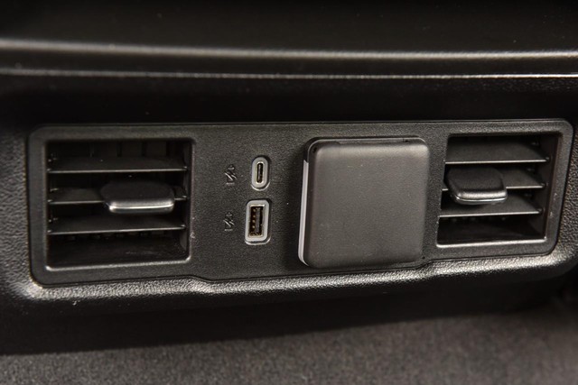GMC Sierra 1500 Vehicle Image 21