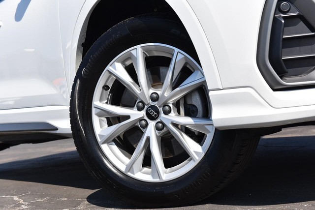 Audi Q3 Vehicle Image 03