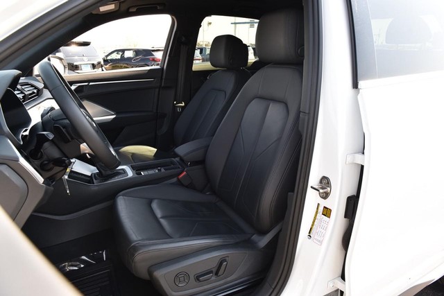 Audi Q3 Vehicle Image 19