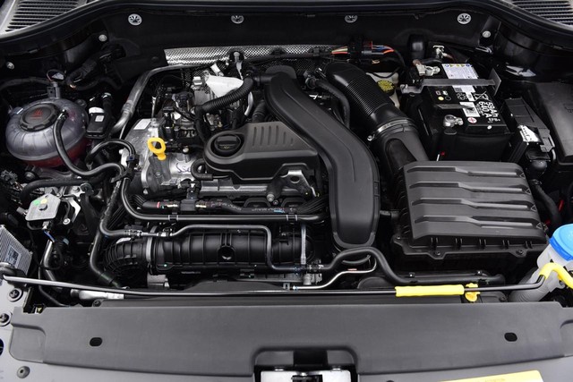 Volkswagen Taos Vehicle Image 26