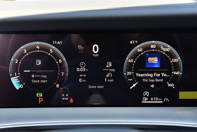 Volkswagen Tiguan Vehicle Image 12