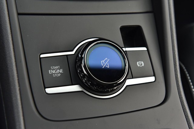 Volkswagen Tiguan Vehicle Image 17