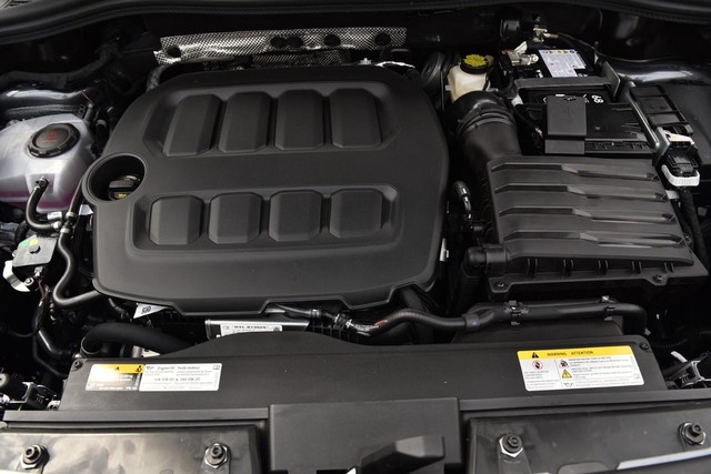 Volkswagen Tiguan Vehicle Image 27