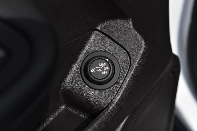 GMC Terrain Vehicle Image 09