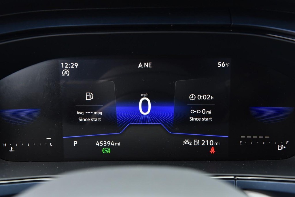 Volkswagen Taos Vehicle Full-screen Gallery Image 11