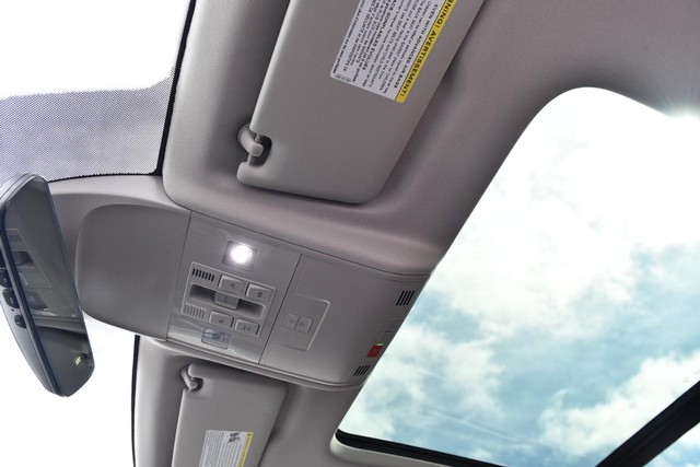 Volkswagen Taos Vehicle Image 20